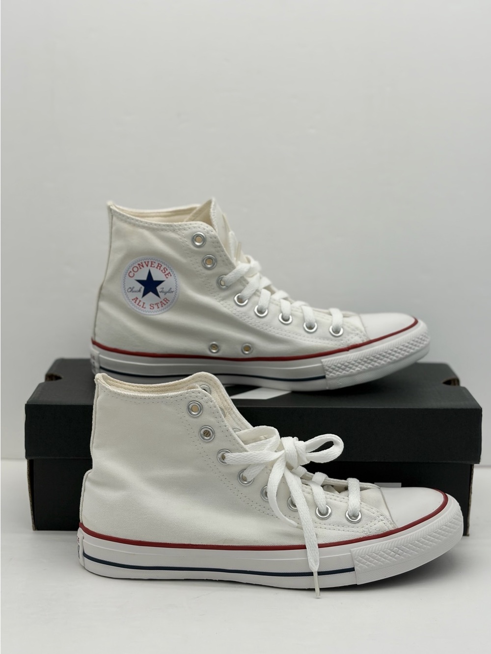 Converse Men’s Unisex White High Top Sneakers with Red & Navy Accents - Picture 13 of 13